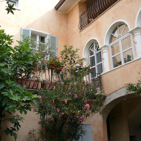 Bed & Breakfast Belfiore โลนาโต ภายนอก รูปภาพ