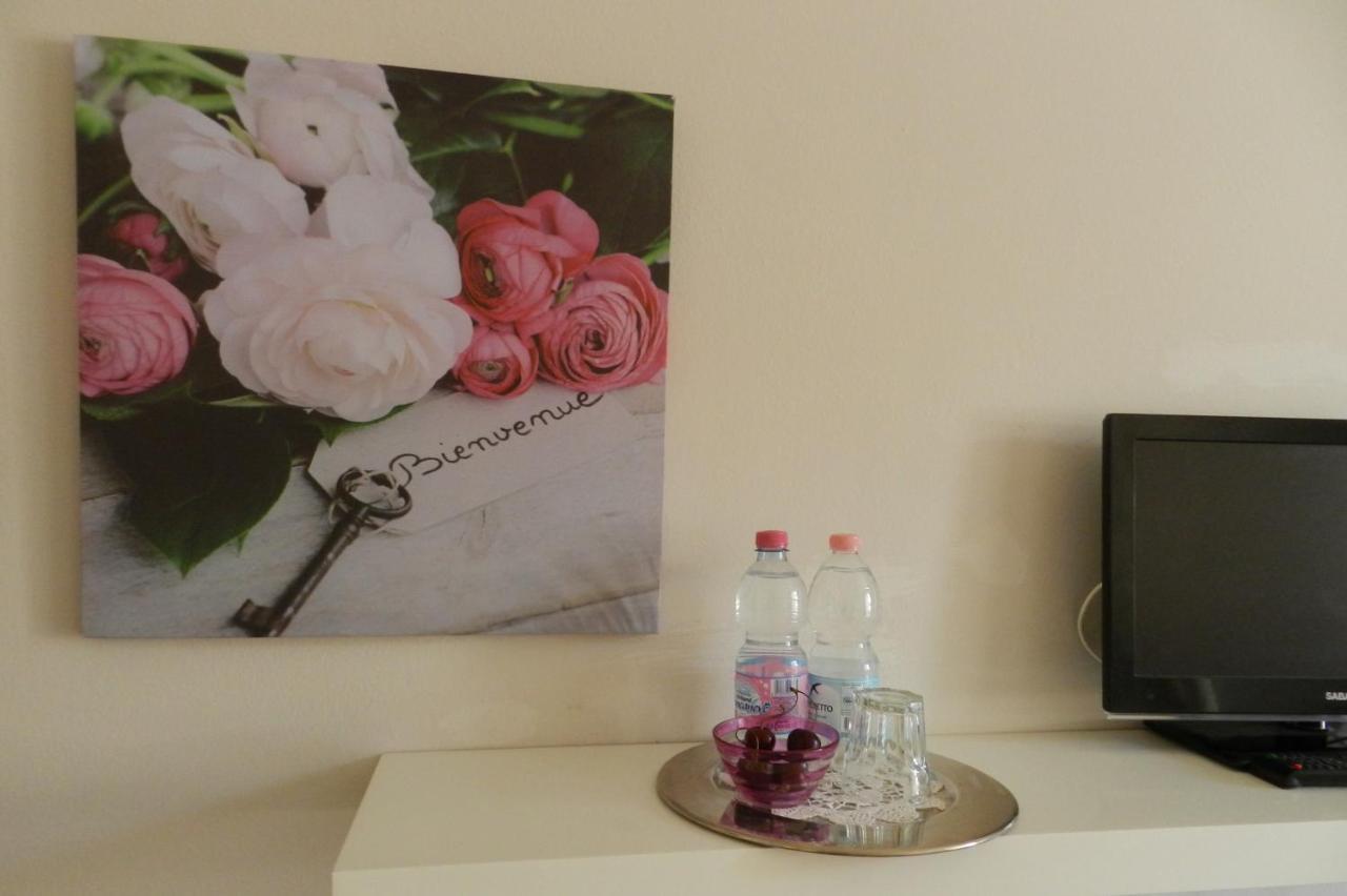 Bed & Breakfast Belfiore โลนาโต ภายนอก รูปภาพ