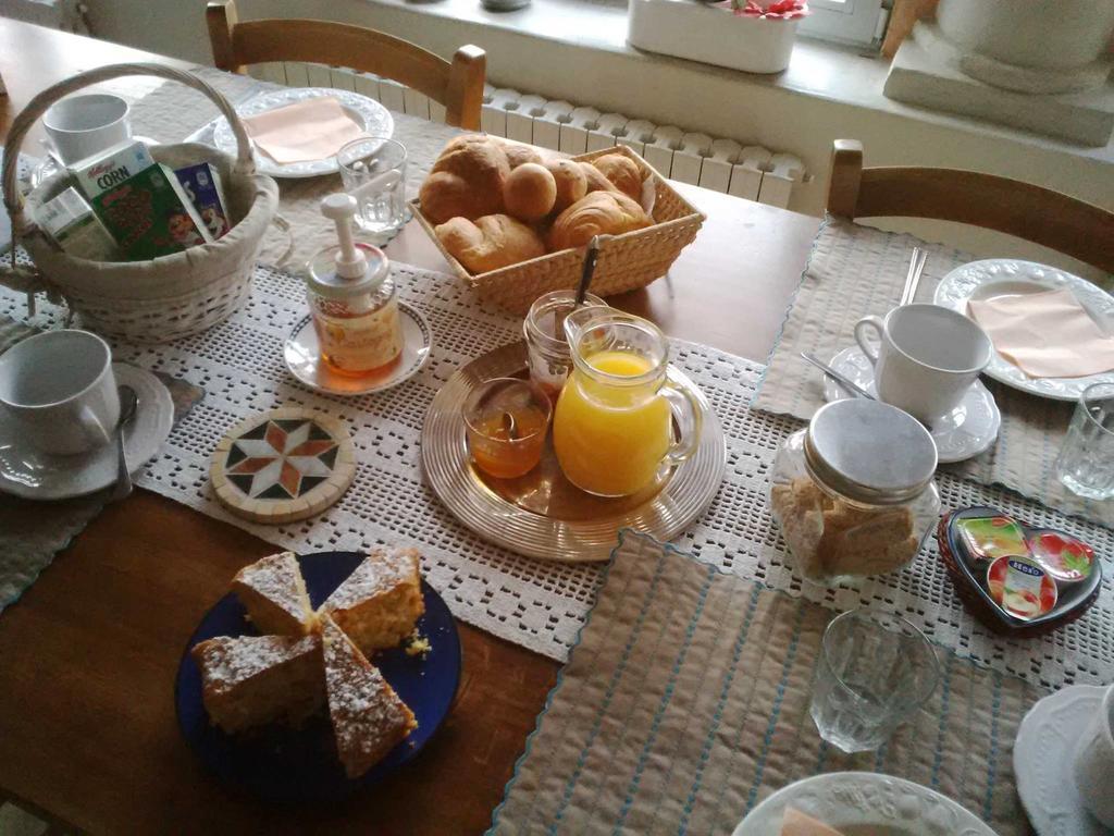 Bed & Breakfast Belfiore โลนาโต ภายนอก รูปภาพ